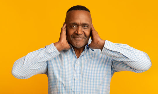 man with tinnitus